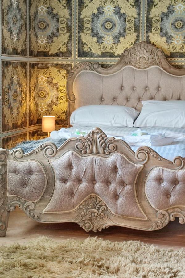 Deluxe 4 Or 5 Bed House With Hot Tub, Cinema Room Sleeps 15 Saffron Walden Exterior foto